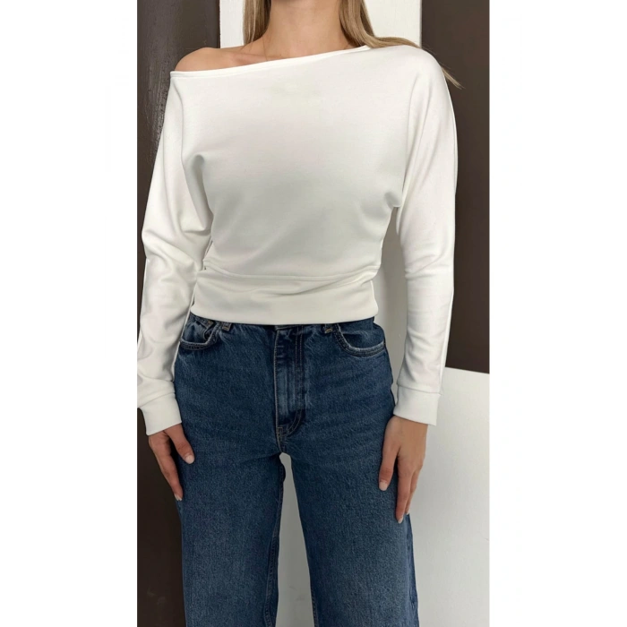 Kadın Beyaz Kayık Yaka Yarasa Kol Bluz