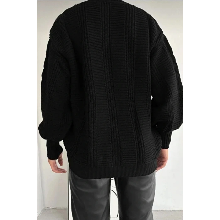 Kadın Siyah V Yaka Düğmeli Saç Örgü Triko Hırka