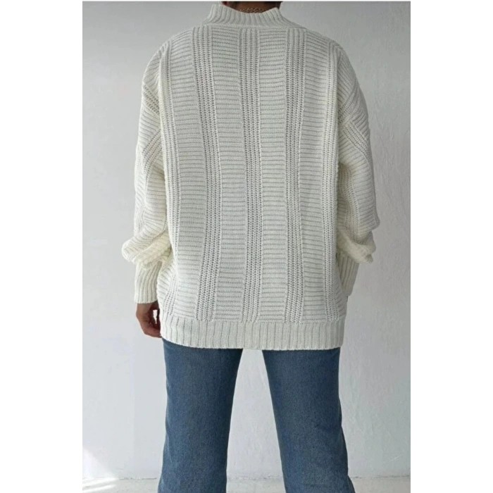 Kadın Ekru V Yaka Düğmeli Saç Örgü Triko Hırka