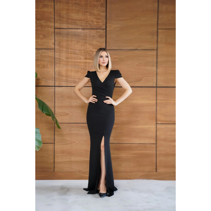 Kadın Siyah V Yaka Yırtmaçlı Kalem Elbise