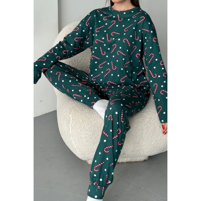Kadın Şeker Desenli Alt Üst Pijama Takımı-Yeşil