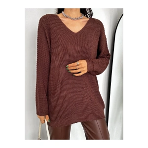 V Yaka Detaylı Modern ve Sade Örgü Kazak Modeli