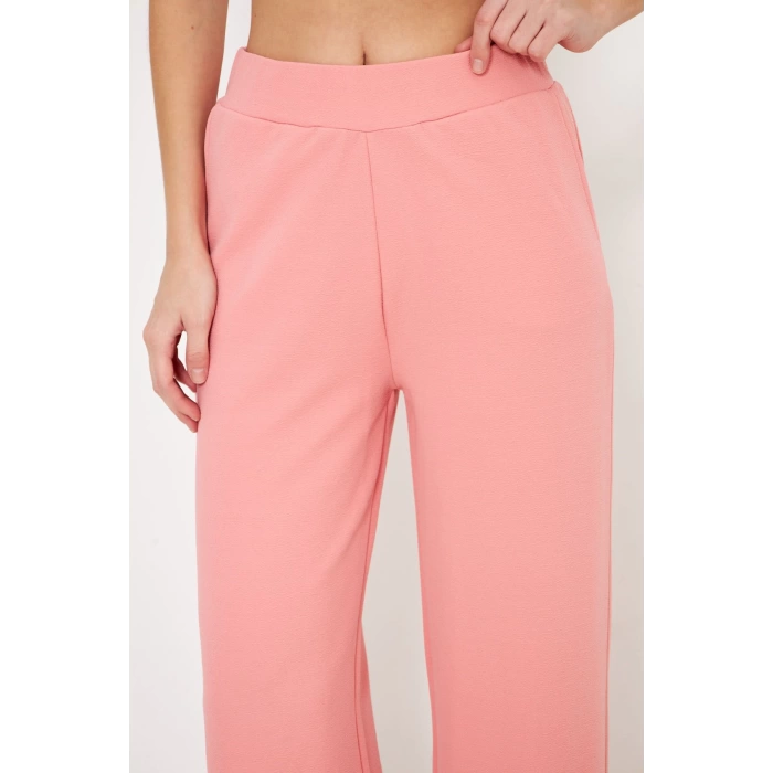 Orta Bel Elastik Düz Paça Kadın Pantolon Pembe