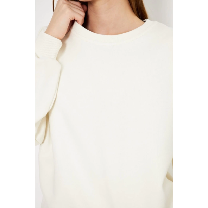 Kadın Bisiklet Yaka Sweatshirt Ekru