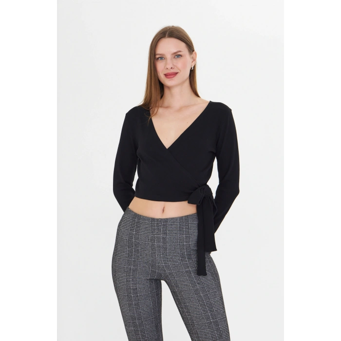 Kadın Kruvaze Uzun Kollu Bağlamalı Crop Top Bluz Siyah