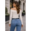 Kadın Omuzu Açık Uzun Kollu Düz Yaka Vücuda Oturan Tişört