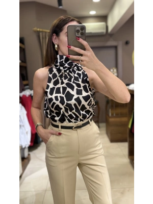 KOLSUZ REGLAN BLUZ - SİYAH