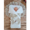 Yenidoğan Beyaz Wool Yün Kumaş Taç Nakışlı Trilüks Kundak Bebek Battaniyesi Beyaz