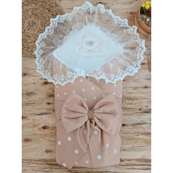 Yenidoğan Papatya Desenli Trilüks Unisex Kundak Bebek Battaniyesi Kahverengi