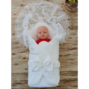 Yenidoğan Sahra My Princess Nakışlı Lüks Kundak Bebek Battaniyesi Ekru