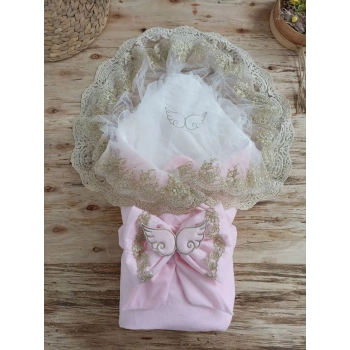 Yenidoğan Soft Kumru Melek Kanat Fiyonklu Gold Çift Dantel Duvaklı Trilüks Kundak Bebek Battaniyesi Pembe