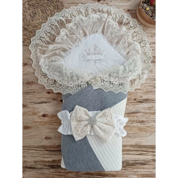 Yenidoğan Teri Cotton Taç Nakışlı Prizma Taş Kundak Bebek Battaniyesi Krem