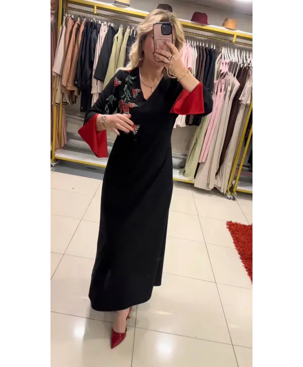 SİYAH KIRMIZI ELBİSE