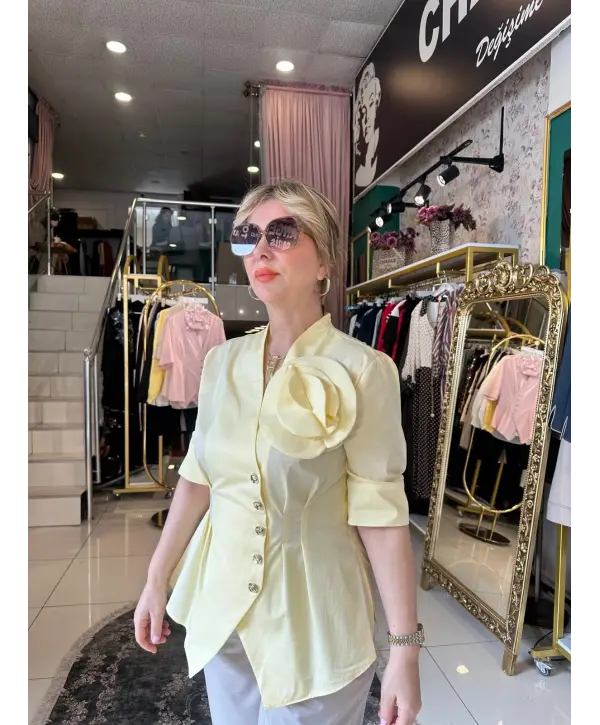 SARI GÜL DETAY GÖMLEK