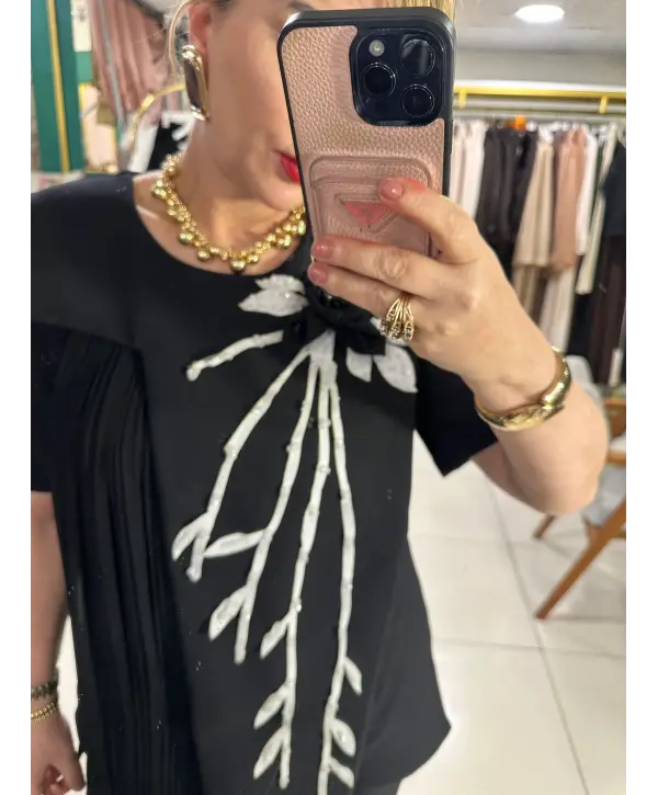 SİYAH TAŞ İŞLEMELİ TAKIM