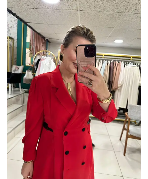 KIRMIZI CEKET ELBİSE