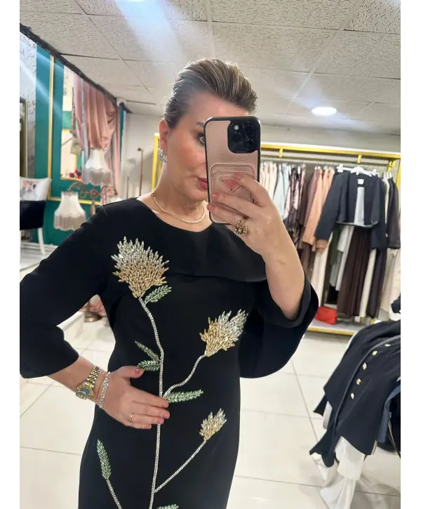 SİYAH TAŞLI ELBİSE