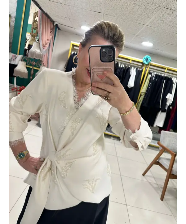 ETEKLİ TAŞLI 2Lİ TAKIM KREM