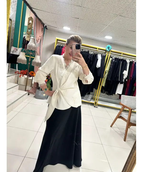 ETEKLİ TAŞLI 2Lİ TAKIM KREM