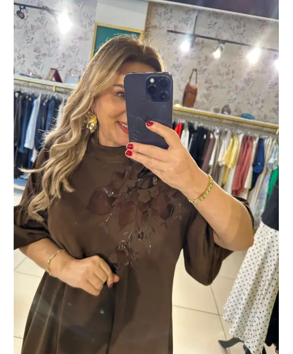 KAHVERENGİ ÇİÇEKLİ ELBİSE
