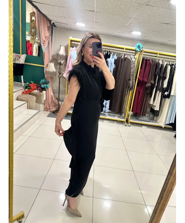 SİYAH TÜYLÜ ELBİSE