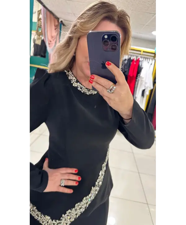 SİYAH ETEKLİ TAKIM