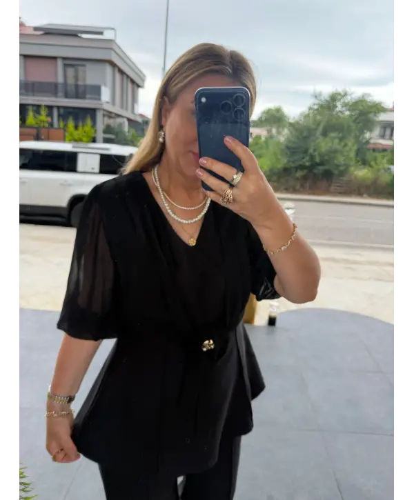 SİYAH TAKIM