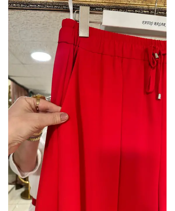 KIRMIZI PANTOLON