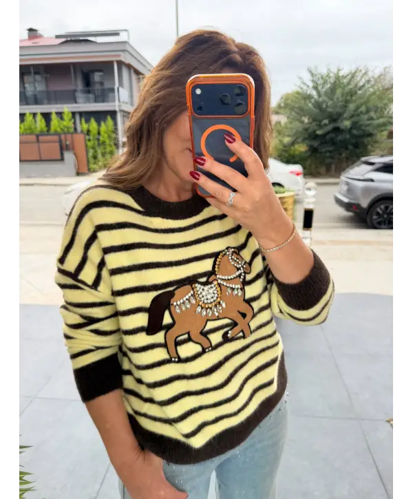 SARI KAHVE ATLI KAZAK