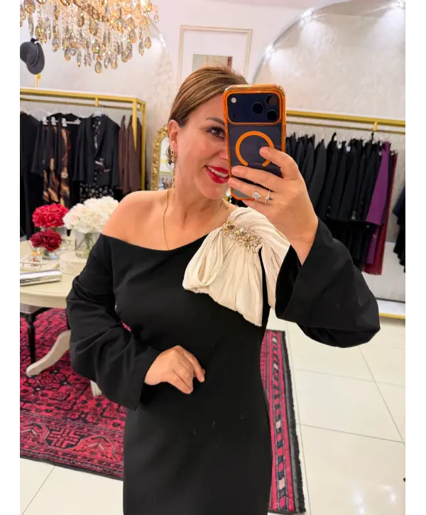 SİYAH ELBİSE