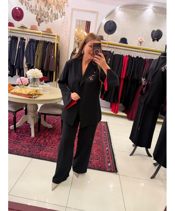 SİYAH KIRMIZI TAKIM