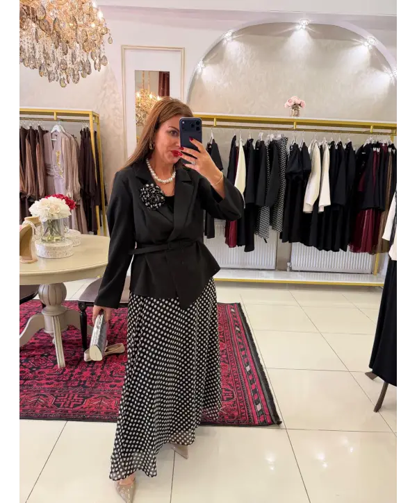 SİYAH PUANTİYELİ TAKIM