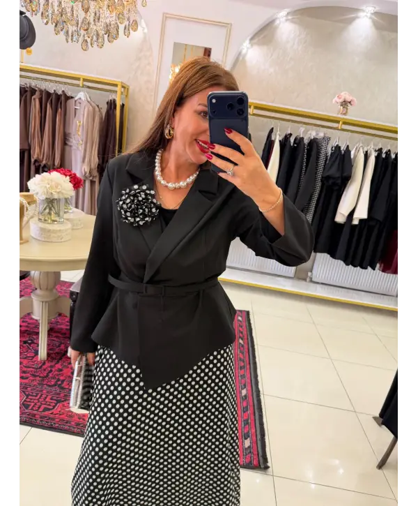 SİYAH PUANTİYELİ TAKIM