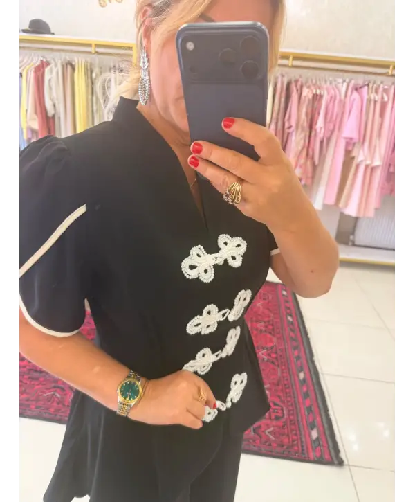 TAKIM SİYAH BEYAZ