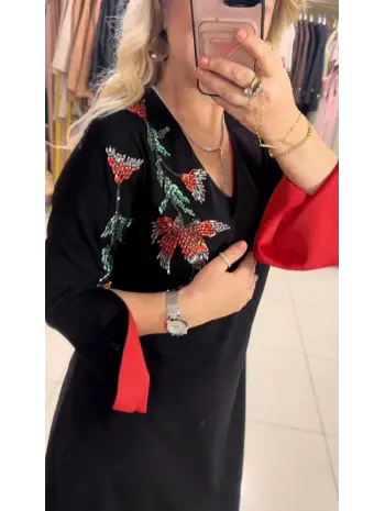 SİYAH KIRMIZI ELBİSE