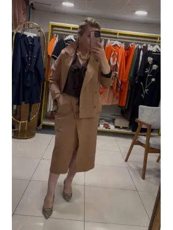 KARAMEL  RENK ETEKLİ TAKIM