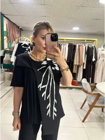 SİYAH TAŞ İŞLEMELİ TAKIM