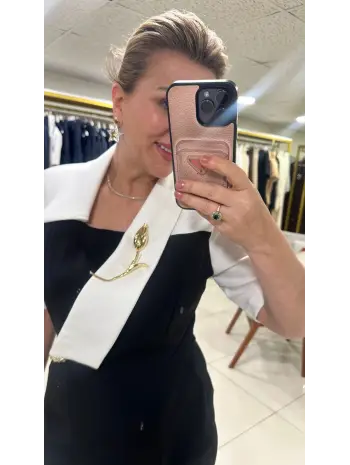 LALE BROŞLU ELBİSE