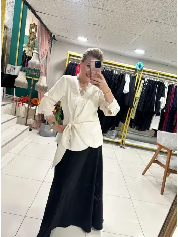 ETEKLİ TAŞLI 2Lİ TAKIM KREM