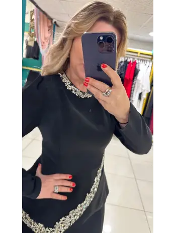 SİYAH ETEKLİ TAKIM