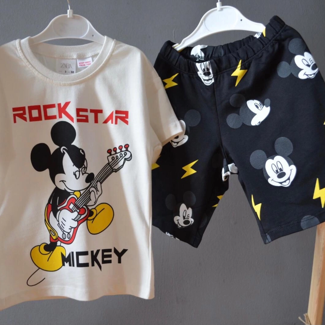 Mickey Mouse Rock Star Takım