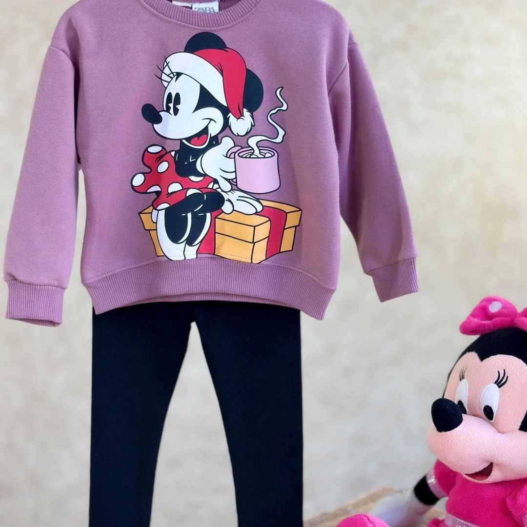 Kahve İçen Minnie Tayt Takım