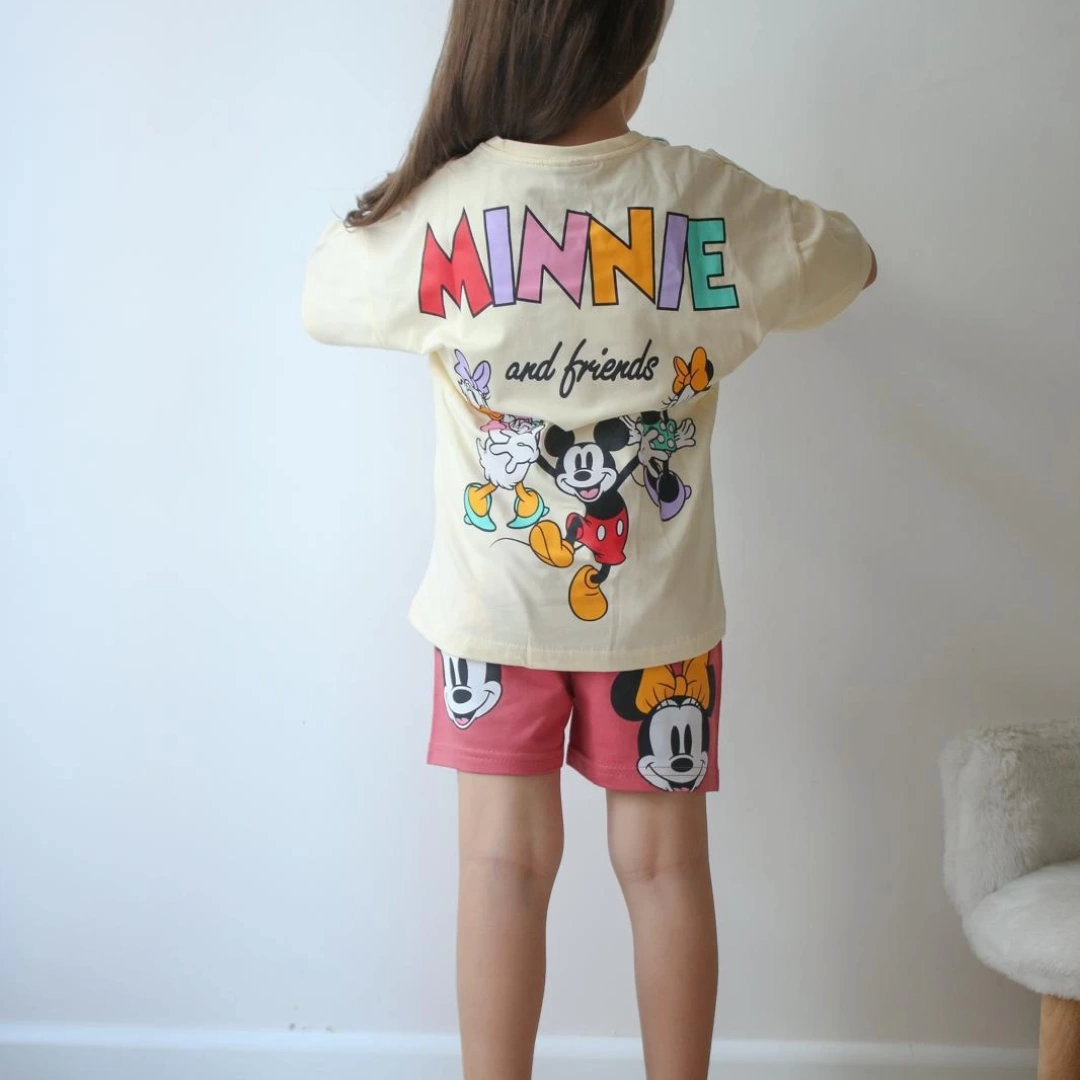 Sevimli Minnie ve Arkadaşları Şort Takım