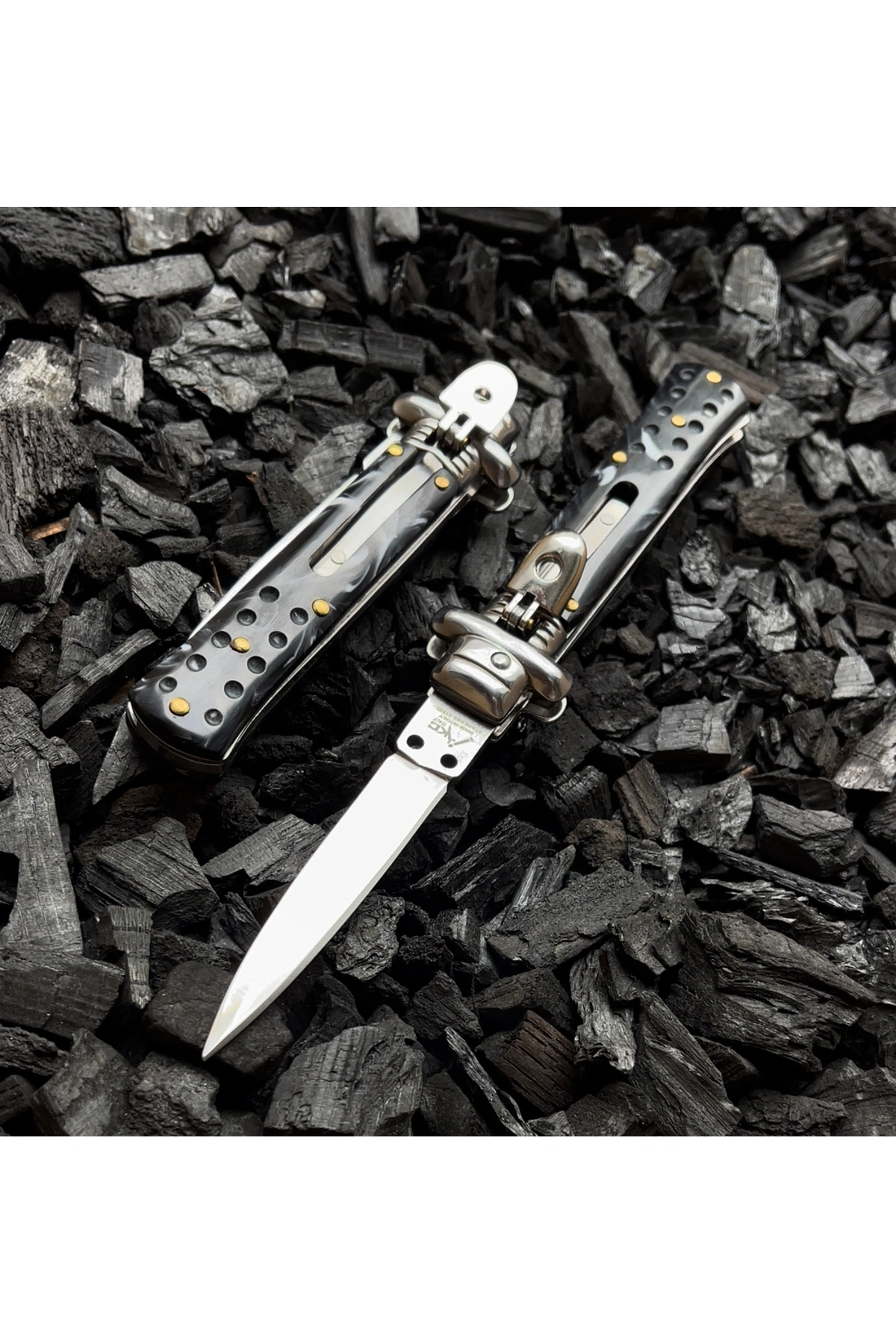 AKC MİNİ LEVERLETTO SİYAH