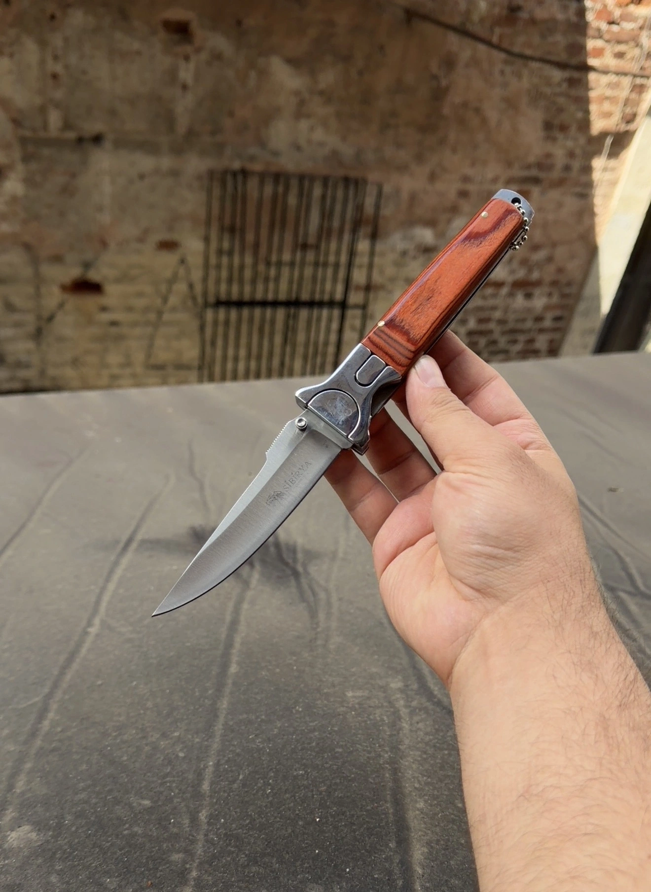 Sibirya S1119 Ahsap Kabze Çakı