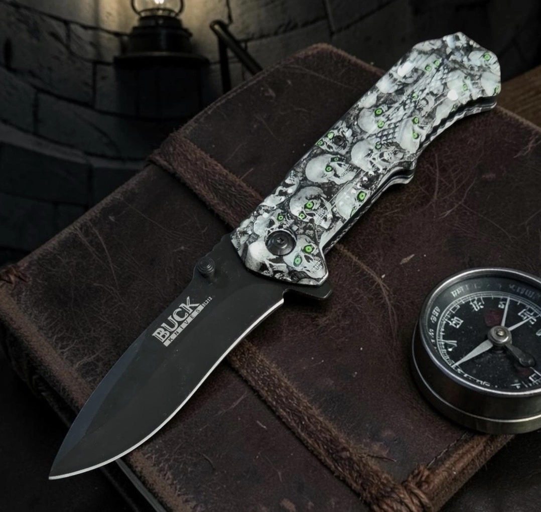 Buck Kuru Kafa Desenli Kılıflı Çakı 21cm