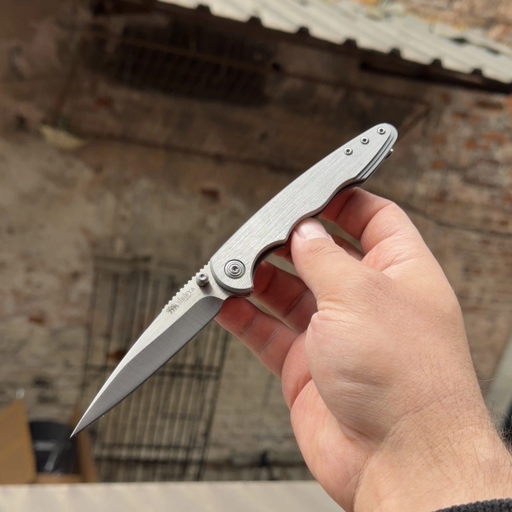 Sibirya Flatout Gümüş Çakı 21cm