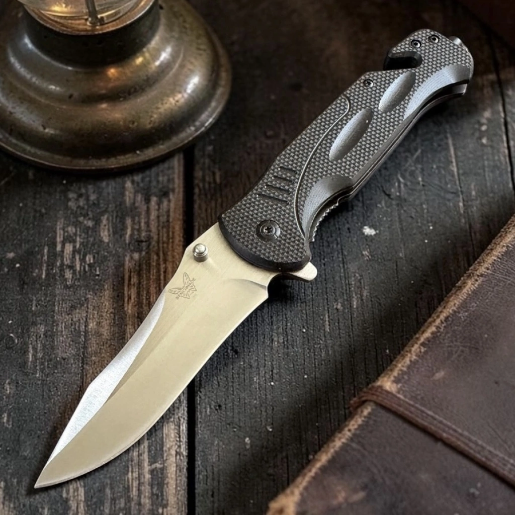 Benchmade Kurtarma Çakısı 21cm Halat Kesme