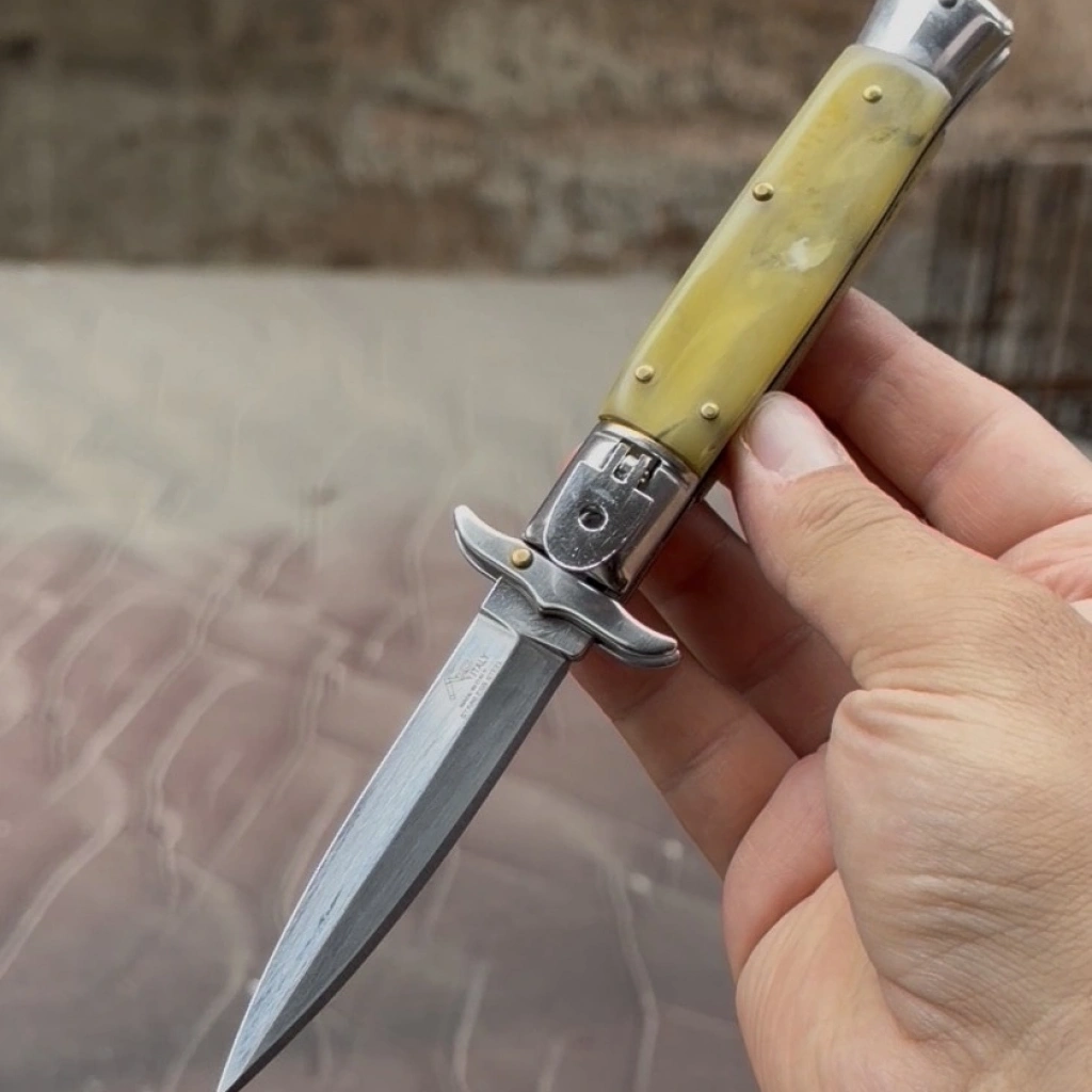 AKC MANDALLI KEMİK
