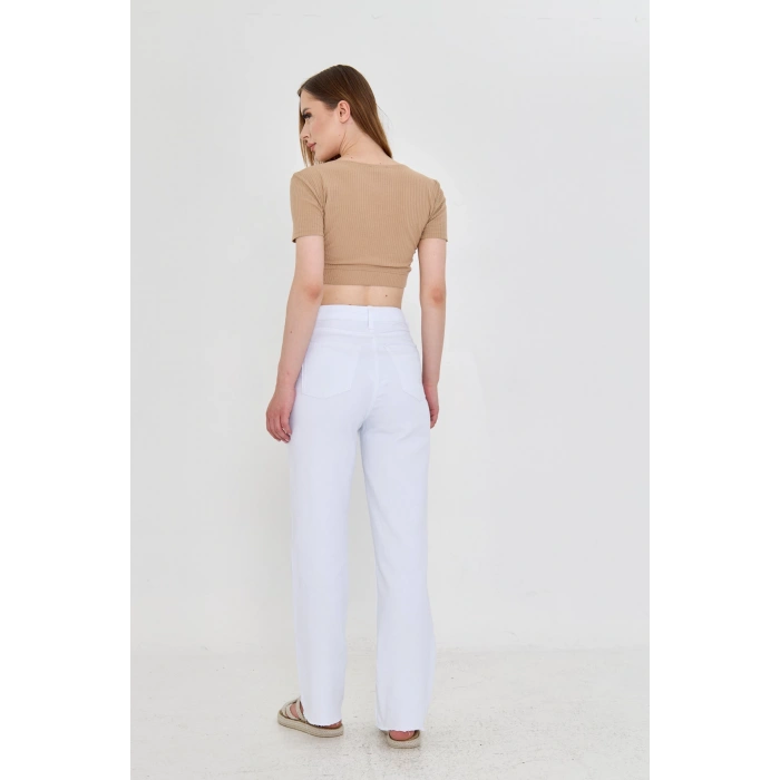 Paça Detaylı Beyaz Düz Kesim Yüksek Bel Kadın Kot Pantolon – Kesik Paça, Straight Fit